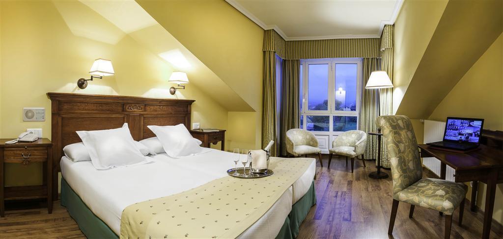 Silken Spa La Hacienda De Don Juan Llanes Eksteriør bilde