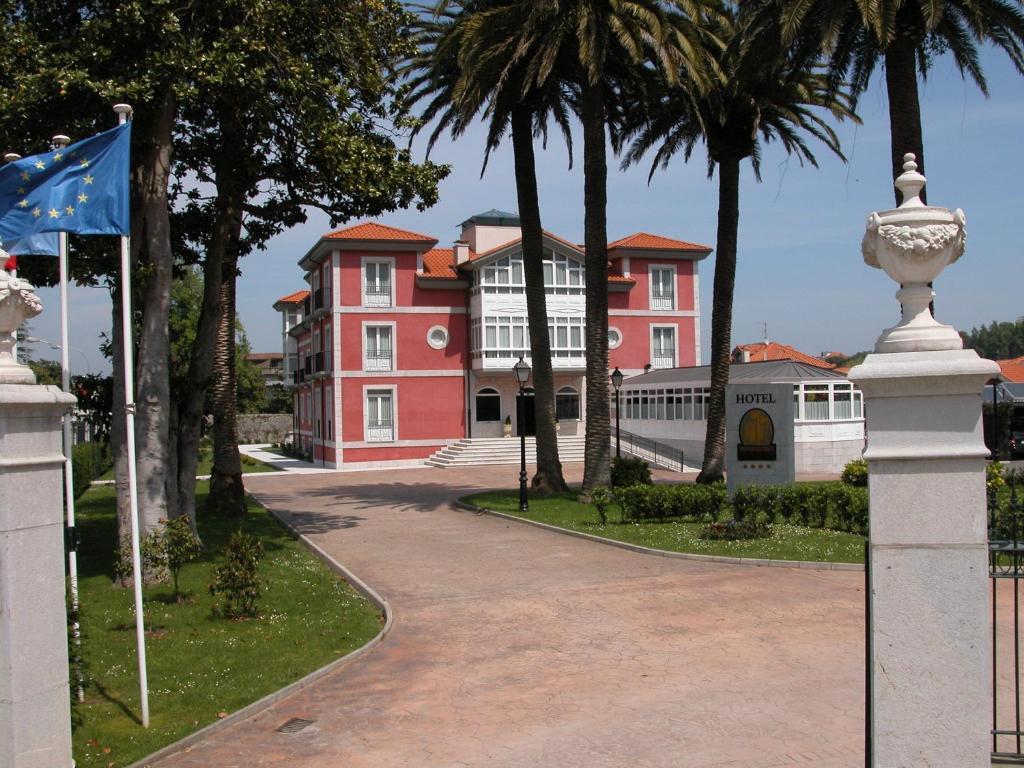 Silken Spa La Hacienda De Don Juan Llanes Eksteriør bilde