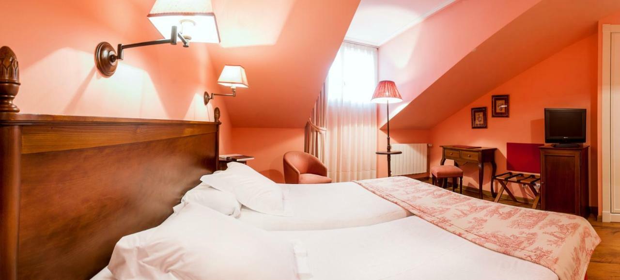 Silken Spa La Hacienda De Don Juan Llanes Eksteriør bilde